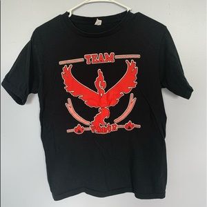 Pokémon TEAM VALOR t-shirt